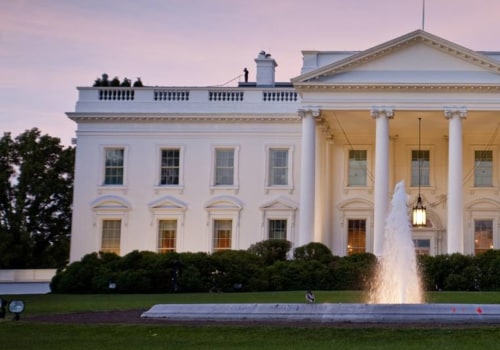 How much does it cost to take a public tour of the White House?